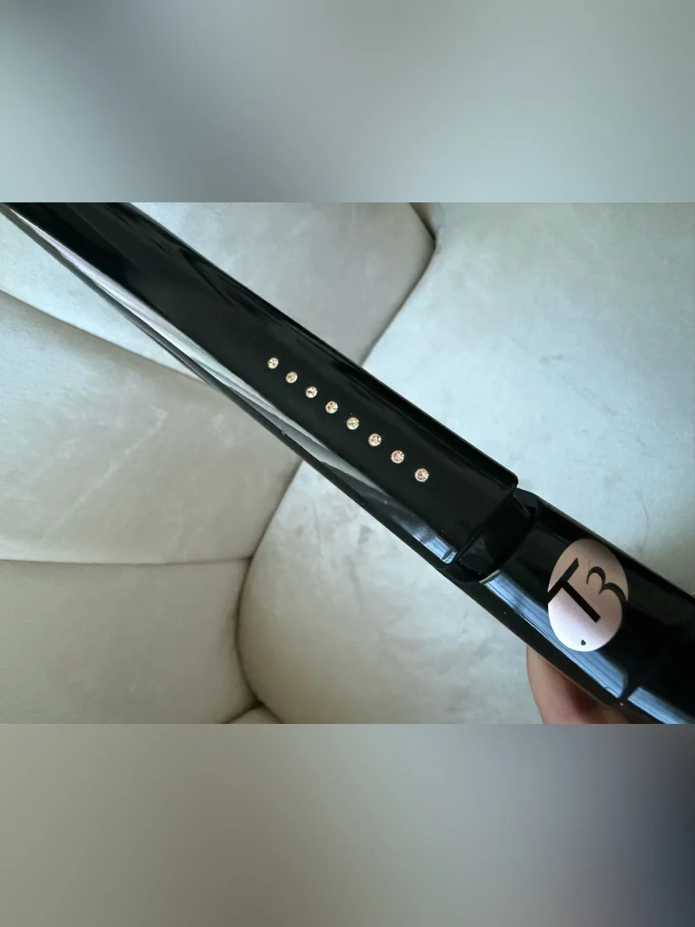 T3 straightener black